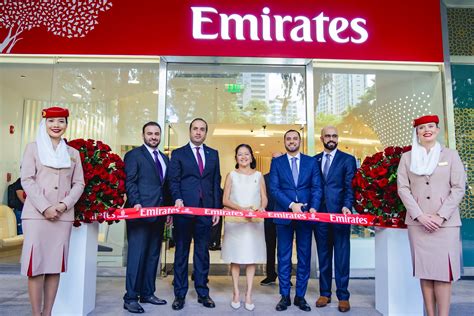 emirates hotline manila|About Emirates .